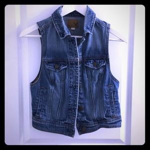 American Eagle, Denim Vest